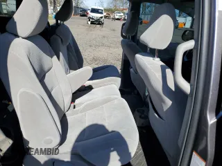 2019 Toyota Sienna LE Auto Access Seat with VIN 5TDKZ3DCXKS997321, listed as a Copart auction lot 47957045 with 127,598 mi miles and Salvage Title. Bid and sale history available at DreamBid. Image 10.