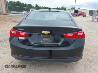 2018 Chevrolet Malibu LT z VIN 1G1ZD5ST9JF152446, wystawiony jako IAAI lot #42289659 z przebiegiem 125 151 mil mil oraz . Historia ofert i sprzedaży dostępna na DreamBid. Obrazek 16.