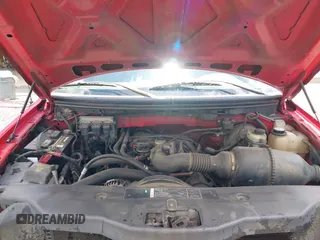 2005 Ford F-150 XL z VIN 1FTRF12275NA03210, wystawiony jako IAAI lot #42635855 z przebiegiem 232 182 mil mil oraz . Historia ofert i sprzedaży dostępna na DreamBid. Obrazek 10.