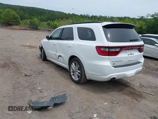 2024 Dodge Durango GT Plus z VIN 1C4RDJDG3RC237862, wystawiony jako IAAI lot #42215978 z przebiegiem 28 392 mil mil oraz . Historia ofert i sprzedaży dostępna na DreamBid. Obrazek 3.