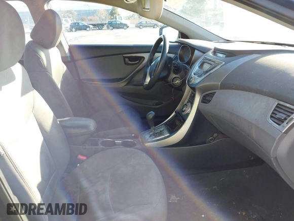 2011 Hyundai Elantra Limited с VIN 5NPDH4AE7BH058298, выставлен на аукционе IAAI как лот 41830938 с пробегом 207 251 миль миль и . История ставок и продаж доступна на DreamBid. Изображение 5.