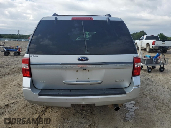 2015 Ford Expedition XLT z VIN 1FMJU1HTXFEF03295, wystawiony jako Copart lot #58566285 z przebiegiem 176 352 mil mil oraz Czysty tytuł • Clean title. Historia ofert i sprzedaży dostępna na DreamBid. Obrazek 6.