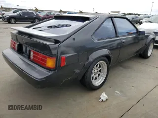 1985 Toyota Supra z VIN JT2MA67L3F0151708, wystawiony jako Copart lot #74672844 z przebiegiem 60 346 mil mil oraz Szkoda całkowita • Salvage title. Historia ofert i sprzedaży dostępna na DreamBid. Obrazek 3.