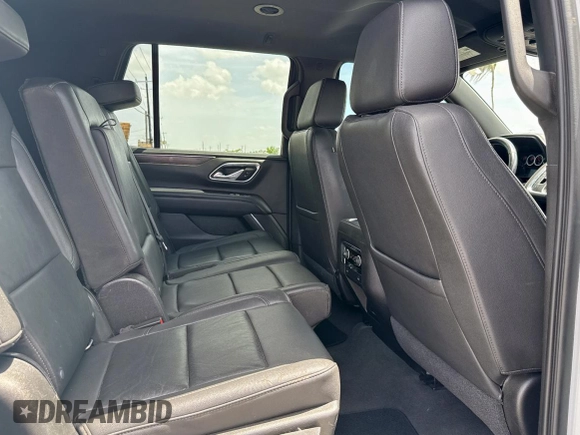 2021 Chevrolet Tahoe LT with VIN 1GNSCNKD4MR252131, listed as a Copart auction lot 66889235 with 102,048 mi miles and Clean title. Bid and sale history available at DreamBid. Image 6.