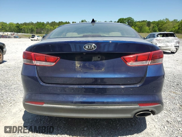2018 Kia Optima LX z VIN 5XXGT4L39JG273618, wystawiony jako Copart lot #52204025 z przebiegiem 64 851 mil mil oraz Szkoda całkowita • Salvage title. Historia ofert i sprzedaży dostępna na DreamBid. Obrazek 6.