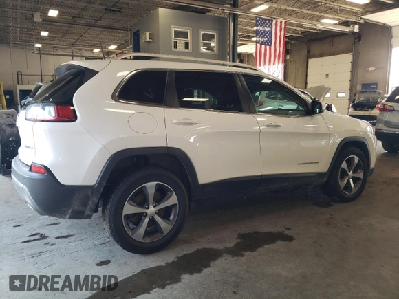 2019 Jeep Cherokee Limited with VIN 1C4PJMDX0KD480367, listed as a Copart auction lot 63524695 with 62,037 mi miles and Salvage title. Bid and sale history available at DreamBid. Image 3.