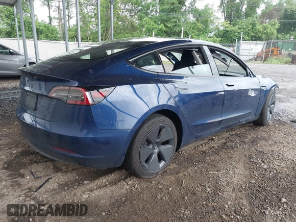 2023 Tesla Model 3 z VIN 5YJ3E1EA9PF566224, wystawiony jako IAAI lot #42292218 z przebiegiem 22 730 mil mil oraz . Historia ofert i sprzedaży dostępna na DreamBid. Obrazek 4.