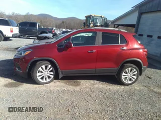 2018 Chevrolet Trax Premier with VIN 3GNCJRSB4JL176333, listed as a IAAI auction lot 40914154 with 66,689 mi miles. Bid and sale history available at carsss.com. Image 14.