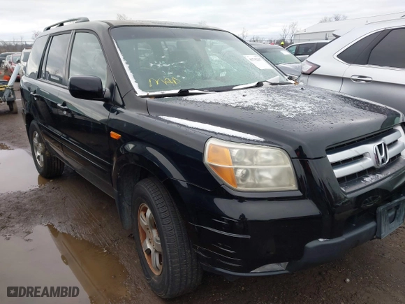 2007 Honda Pilot EX-L with VIN 5FNYF28557B028997, listed as a IAAI auction lot 41742267 with 217,114 mi miles. Bid and sale history available at carsss.com. Image 1.