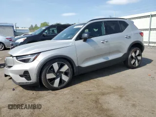 2023 Volvo XC40 Plus z VIN YV4ED3UW6P2069880, wystawiony jako Copart lot #55422285 z przebiegiem 44 986 mil mil oraz Szkoda całkowita • Salvage title. Historia ofert i sprzedaży dostępna na DreamBid. Obrazek 1.