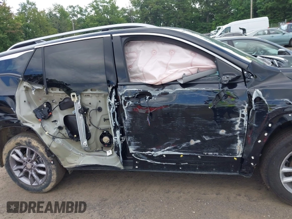 2023 GMC Terrain SLT with VIN 3GKALVEG7PL113671, listed as a IAAI auction lot 42740148 with 33,185 mi miles and . Bid and sale history available at DreamBid. Image 13.