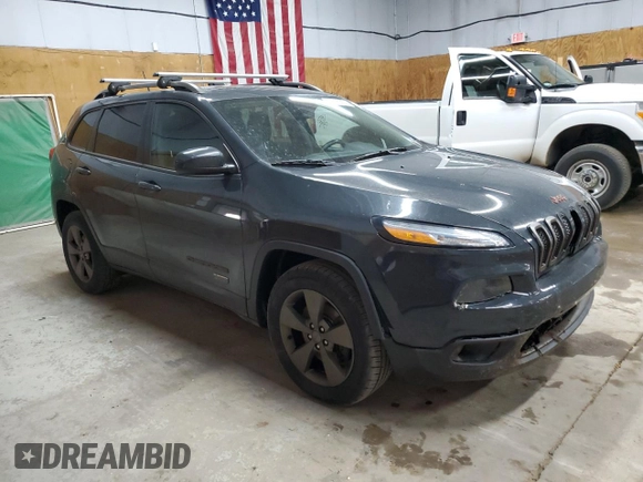 2016 Jeep Cherokee Latitude z VIN 1C4PJMCB9GW357748, wystawiony jako Copart lot #61690055 z przebiegiem 151 002 mil mil oraz Czysty tytuł • Clean title. Historia ofert i sprzedaży dostępna na DreamBid. Obrazek 4.