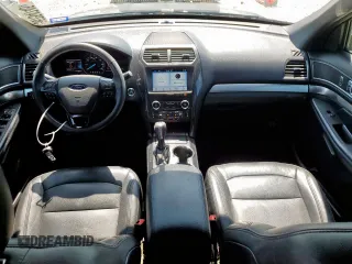 2018 Ford Explorer XLT z VIN 1FM5K7D88JGB07875, wystawiony jako Copart lot #56754745 z przebiegiem 85 422 mil mil oraz Szkoda całkowita • Salvage title. Historia ofert i sprzedaży dostępna na DreamBid. Obrazek 8.