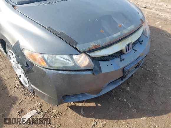 2006 Honda Civic LX z VIN 1HGFA16556L053589, wystawiony jako IAAI lot #41711938 z przebiegiem 230 523 mil mil oraz . Historia ofert i sprzedaży dostępna na DreamBid. Obrazek 6.