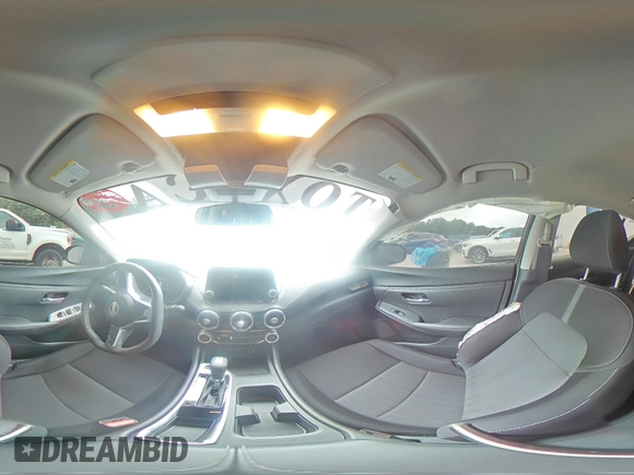 2024 Nissan Sentra SV с VIN 3N1AB8CV5RY317556, выставлен на аукционе Copart как лот 60233595 с пробегом 2 203 миль миль и Списание • Salvage title. История ставок и продаж доступна на DreamBid. Изображение 14.