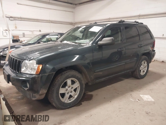 2007 Jeep Grand Cherokee Laredo with VIN 1J8GS48K87C615693, listed as a IAAI auction lot 41949521 with 206,058 mi miles. Bid and sale history available at carsss.com. Image 2.