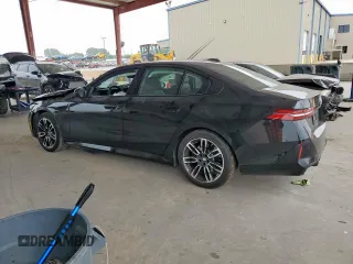 2025 BMW 5 Series 530i с VIN WBA43FJ06SCT74637, выставлен на аукционе Copart как лот 57398745 с пробегом 10 580 миль миль и Чистый • Clean title. История ставок и продаж доступна на DreamBid. Изображение 2.