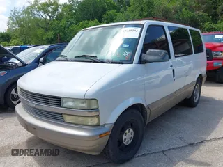 2003 Chevrolet Astro z VIN 1GNEL19X43B130950, wystawiony jako IAAI lot #42215392 z przebiegiem 276 357 mil mil oraz . Historia ofert i sprzedaży dostępna na DreamBid. Obrazek 2.