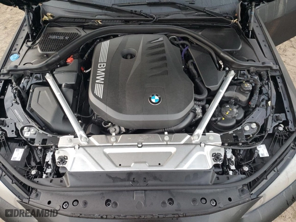 2025 BMW 4 Series M440i xDrive with VIN WBA83DA01SCS26725, listed as a Copart auction lot 77589694 with 2,877 mi miles and Non Repairable. Bid and sale history available at carsss.com. Image 11.