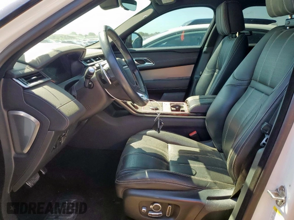 2019 Land Rover Range Rover Velar with VIN SALYM2EV4KA780033, listed as a Copart auction lot 61024725 with 80,841 mi miles and Clean title. Bid and sale history available at DreamBid. Image 7.