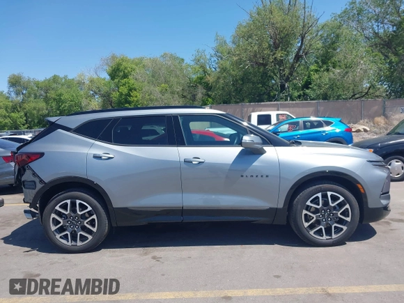2023 Chevrolet Blazer RS z VIN 3GNKBKRS0PS227668, wystawiony jako IAAI lot #42337868 z przebiegiem 10 286 mil mil oraz . Historia ofert i sprzedaży dostępna na DreamBid. Obrazek 14.
