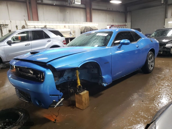 2019 Dodge Challenger R/T with VIN 2C3CDZBT7KH708715, listed as a Copart auction lot 43729635 with 53,489 mi miles and Salvage Title. Bid and sale history available at carsss.com. Image 1.