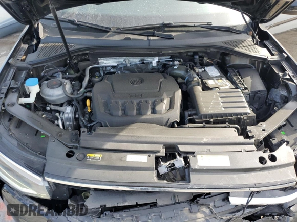 2022 Volkswagen Tiguan SE R-Line Black with VIN 3VVCB7AX9NM099855, listed as a Copart auction lot 53824465 with 31,617 mi miles and Salvage Title. Bid and sale history available at DreamBid. Image 12.