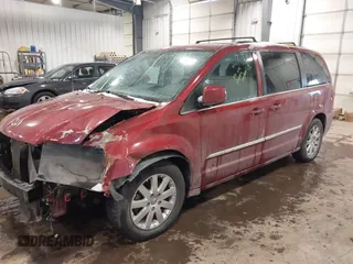 2015 Chrysler Town & Country Touring with VIN 2C4RC1BG1FR717939, listed as a IAAI auction lot 41667583 with 1 mi miles. Bid and sale history available at carsss.com. Image 18.