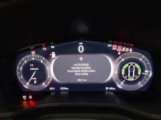 2024 Mazda CX-90 S Premium z VIN JM3KKDHCXR1103272, wystawiony jako IAAI lot #40301969 z przebiegiem 5 235 mil mil oraz . Historia ofert i sprzedaży dostępna na DreamBid. Obrazek 7.