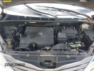 2014 Toyota Sienna XLE with VIN 5TDYK3DC4ES414728, listed as a IAAI auction lot 42588916 with 291,007 mi miles and . Bid and sale history available at DreamBid. Image 10.