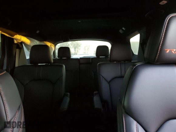 2025 Honda Pilot TrailSport with VIN 5FNYG1H62SB012877, listed as a Copart auction lot 42648605 with 3,631 mi miles and Salvage Title. Bid and sale history available at carsss.com. Image 10.