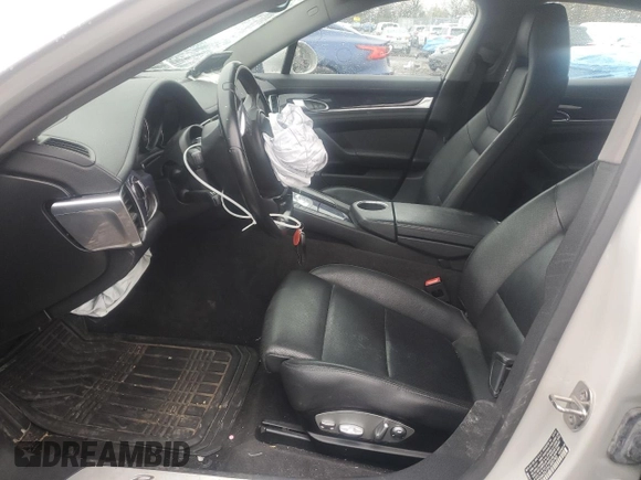 2015 Porsche Panamera 4 z VIN WP0AA2A72FL000789, wystawiony jako Copart lot #51923145 z przebiegiem 138 411 mil mil oraz Szkoda całkowita • Salvage title. Historia ofert i sprzedaży dostępna na DreamBid. Obrazek 7.