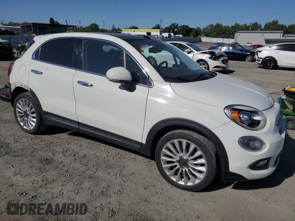 2016 FIAT 500X Lounge with VIN ZFBCFXDT2GP369018, listed as a Copart auction lot 53083195 with 33,226 mi miles and Salvage Title. Bid and sale history available at carsss.com. Image 4.
