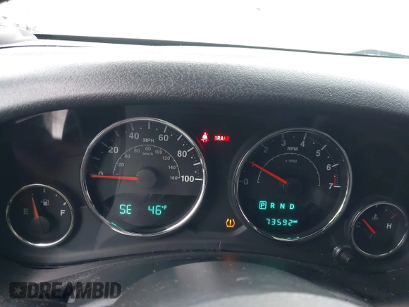 2017 Jeep Wrangler Unlimited Sport with VIN 1C4BJWDG2HL520081, listed as a IAAI auction lot 41916923 with 73,592 mi miles. Bid and sale history available at carsss.com. Image 7.