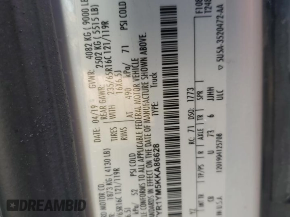 2019 Ford Transit z VIN 1FTYR1YM5KKA86628, wystawiony jako Copart lot #56229305 z przebiegiem Nie podano mil oraz Czysty tytuł • Clean title. Historia ofert i sprzedaży dostępna na DreamBid. Obrazek 13.