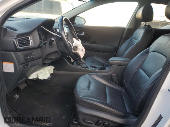 2019 Kia Niro Touring with VIN KNDCE3LC3K5303186, listed as a Copart auction lot 83023374 with 0 mi miles and Salvage Title. Bid and sale history available at carsss.com. Image 7.