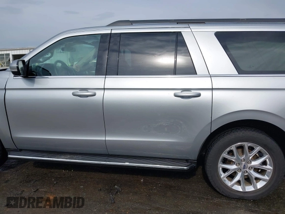 2020 Ford Expedition Max XLT с VIN 1FMJK1JT9LEA68300, выставлен на аукционе IAAI как лот 42275174 с пробегом 46 785 миль миль и . История ставок и продаж доступна на DreamBid. Изображение 14.