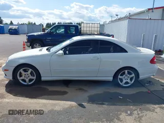 2008 Mercedes-Benz CLK 350 with VIN WDBTJ56H68F245431, listed as a IAAI auction lot 42085771 with 38,540 mi miles and . Bid and sale history available at DreamBid. Image 14.