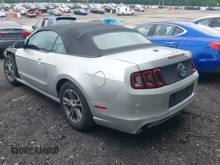 2014 Ford Mustang V6 with VIN 1ZVBP8EM3E5231996, listed as a IAAI auction lot 42537352 with 149,242 mi miles and . Bid and sale history available at DreamBid. Image 3.