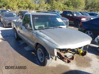 1999 Isuzu Hombre S z VIN 1GGCS1449X8650367, wystawiony jako IAAI lot #40931594 z przebiegiem Nie podano mil oraz . Historia ofert i sprzedaży dostępna na DreamBid. Obrazek 1.