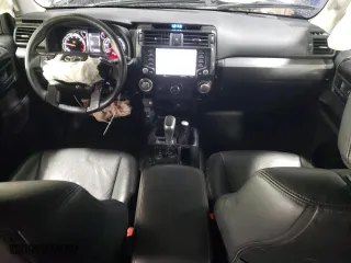 2020 Toyota 4Runner SR5 with VIN JTEBU5JR3L5815481, listed as a Copart auction lot 47582225 with 39,842 mi miles and Salvage Title. Bid and sale history available at carsss.com. Image 8.