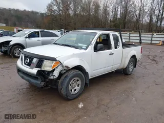 2007 Nissan Frontier XE with VIN 1N6BD06T97C418450, listed as a IAAI auction lot 41112236 with 275,727 mi miles. Bid and sale history available at carsss.com. Image 2.