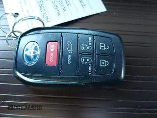 2023 Toyota Sienna XLE с VIN 5TDJSKFC9PS095810, выставлен на аукционе IAAI как лот 41995704 с пробегом 22 638 миль миль и . История ставок и продаж доступна на DreamBid. Изображение 11.