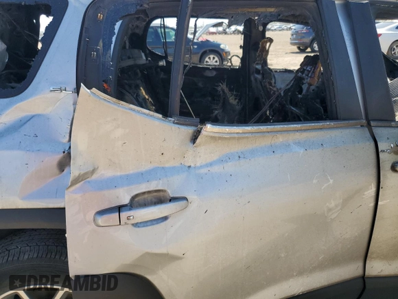 2017 GMC Acadia SLE z VIN 1GKKNSLA7HZ288508, wystawiony jako Copart lot #56145215 z przebiegiem Nie podano mil oraz Nie do naprawy • Non repairable. Historia ofert i sprzedaży dostępna na DreamBid. Obrazek 10.