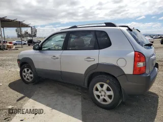 2005 Hyundai Tucson GLS with VIN KM8JN12DX5U079717, listed as a Copart auction lot 49110634 with 178,731 mi miles and Salvage Title. Bid and sale history available at carsss.com. Image 2.