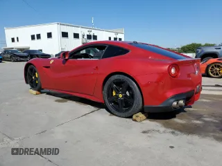 2013 Ferrari F12 z VIN ZFF74UFA7D0193622, wystawiony jako Copart lot #73031694 z przebiegiem Nie podano mil oraz Szkody całkowita. Historia ofert i sprzedaży dostępna na DreamBid. Obrazek 2.
