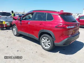2022 Toyota Corolla Cross LE с VIN 7MUCAAAG3NV028977, выставлен на аукционе IAAI как лот 42243310 с пробегом 47 494 миль миль и . История ставок и продаж доступна на DreamBid. Изображение 3.