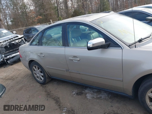 2006 Ford Five Hundred Limited with VIN 1FAHP28136G129914, listed as a IAAI auction lot 41377677 with 201,683 mi miles. Bid and sale history available at carsss.com. Image 13.
