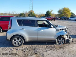 2019 Kia Soul with VIN KNDJN2A27K7656644, listed as a IAAI auction lot 40630464 with 58,732 mi miles. Bid and sale history available at carsss.com. Image 13.