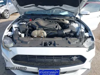 2021 Ford Mustang EcoBoost z VIN 1FA6P8TD5M5133239, wystawiony jako IAAI lot #41899042 z przebiegiem 65 553 mil mil oraz . Historia ofert i sprzedaży dostępna na DreamBid. Obrazek 10.
